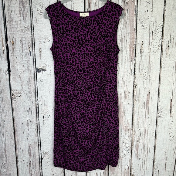🏷️NWT Ann Taylor LOFT Purple Black Cheetah Print Sheath Dress Size Medium NEW! - Picture 1 of 9